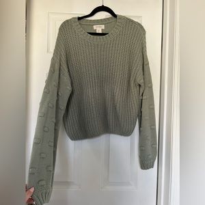 Jessica Simpson sweater